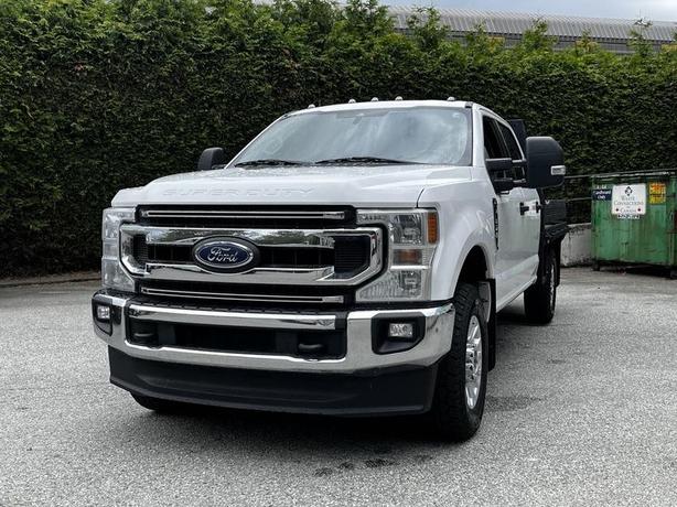 2020 Ford F-350 SD XLT SuperCrew 9-Foot Flatdeck 4x4 image 4