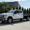 2020 Ford F-350 SD XLT 4X4 Crew Cab 8-Foot Flat Deck Truck thumbnail image 5