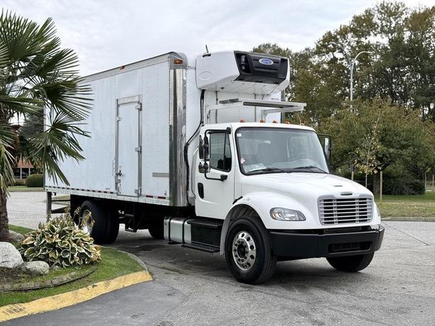 2018 Freightliner M2 106 22 Foot Cummins Reefer Cube Van image 1