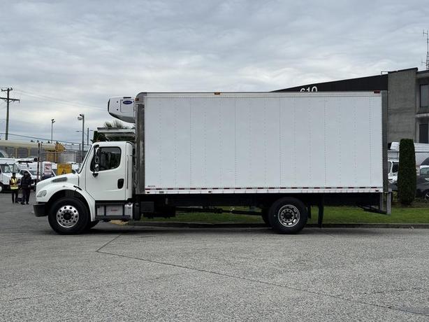 2018 Freightliner M2 106 22 Foot Cummins Reefer Cube Van image 6