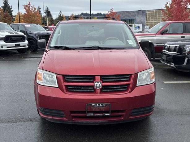 2008 Dodge Grand Caravan SE | Stow'N Go Seating! image 3