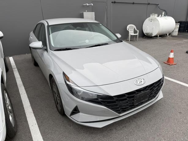 2021 Hyundai Elantra Preferred ! SMART CRUISE! BLINDSPOT! REAR CROSS TRAFFIC! image 1