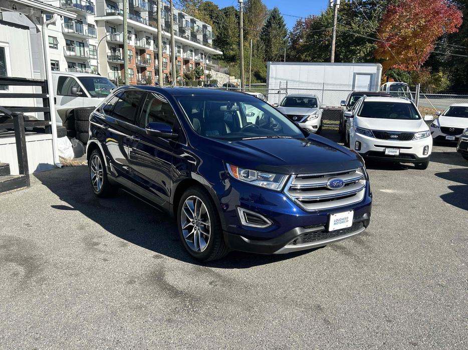 2016 Ford Edge display photo