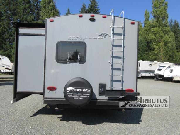Used 2017 Highland Ridge RV Open Range Ultra Lite UT3110BH image 6