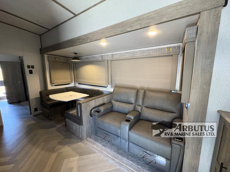 Used 2022 Forest River RV Wildwood Heritage Glen 356QB display photo