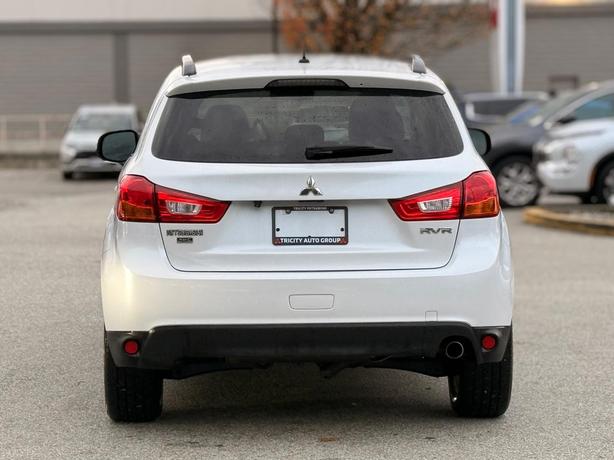 2015 Mitsubishi RVR GT - One Owner, Heated Seats, Backup Camera image 6