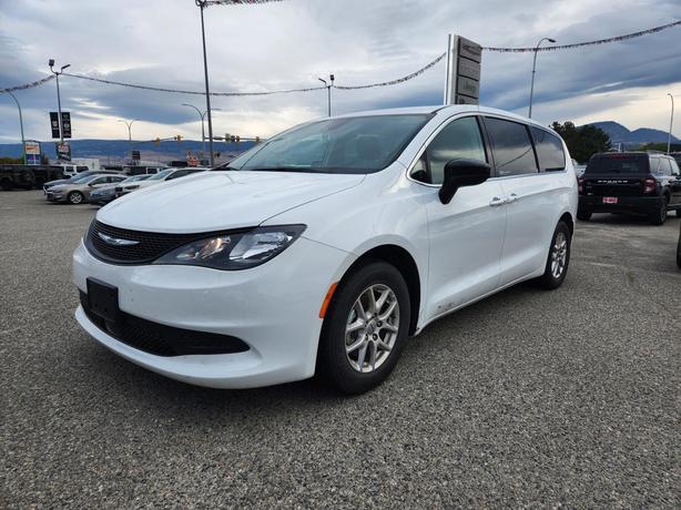 2024 Chrysler Grand Caravan SXT | Remote Start | Bluetooth | Stow 'n Go | Apple  image 1