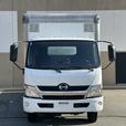 2018 Hino 195 thumbnail image 2