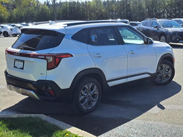 2025 Kia Seltos AWD - Heated Seats, Heated Wheel, Back-Up Camera image 6