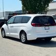 2024 Chrysler Pacifica Touring-L - No Accidents, Power Sliding Doors thumbnail image 5