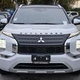 2024 Mitsubishi Outlander GT Premium - Massage Seats, Navigation, Sunroof thumbnail image 2