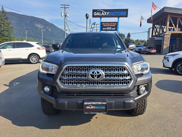 2017 Toyota Tacoma V6 image 3