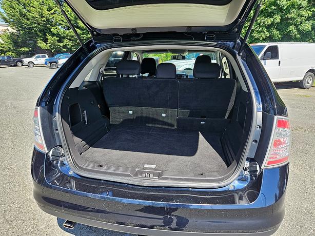 2010 Ford  Edge SEL image 6