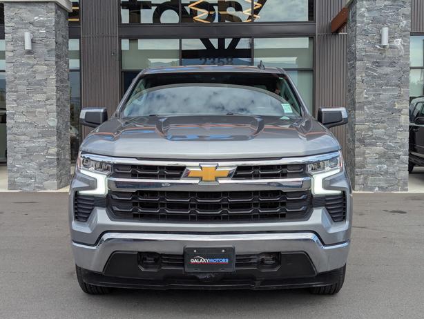 2025 Chevrolet Silverado 1500 LT - 5.3L V8, CrewCab, Short Box, 4x4 image 3