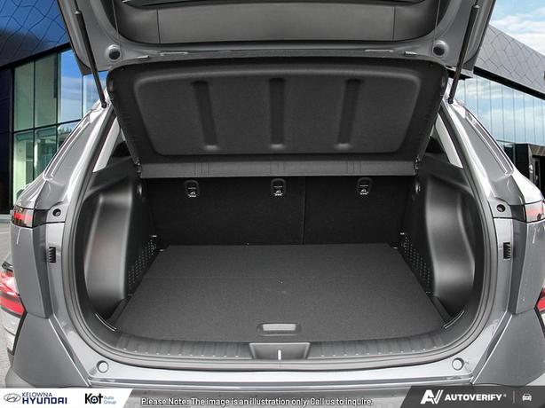 2025 Hyundai Kona electric Preferred demo image 7