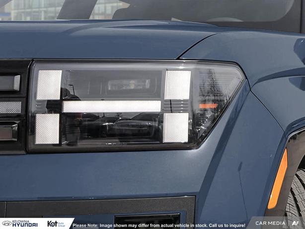 2025 Hyundai Santa Fe Luxury demo image 7