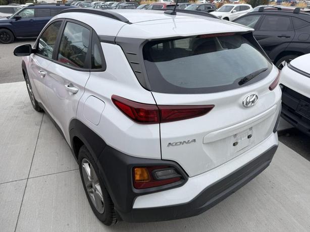 2019 Hyundai Kona Essential ! ONE OWNER! NO ACCIDENT! image 3
