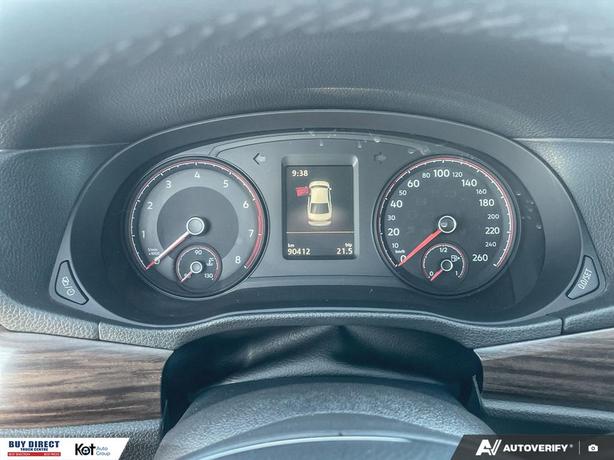 2022 Volkswagen Passat 2.0t Limited Edition AUTO, BLUETOOTH WITH BACK UP CAMERA, image 7