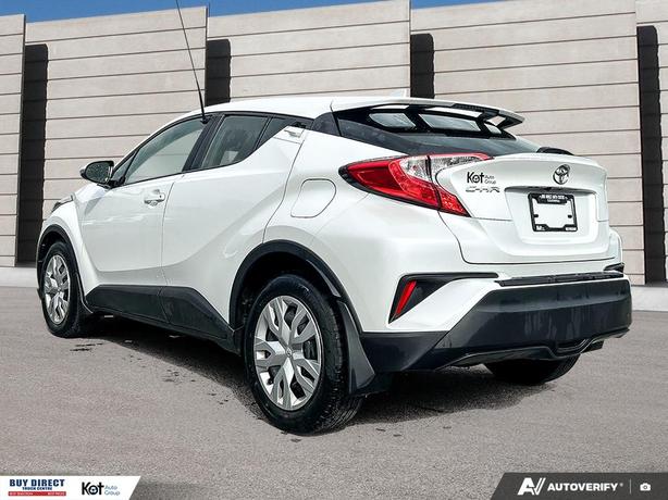 2022 Toyota C-HR LE AUTO, BLUETOOTH, BACK UP CAMERA, LANE ASSIST, HEATED FABRIC  image 4