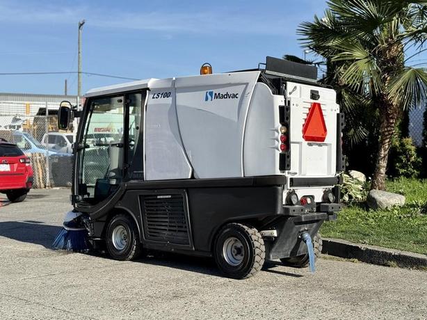 2017 Madvac LS100 Compact Sweeper image 7