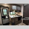 Used 2022 Venture RV Sonic Lite SL150VRB thumbnail image 5