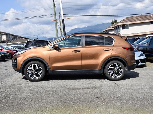 2020 Kia Sportage EX - Power Drivers Seat, Heated Steering Wheel image 2