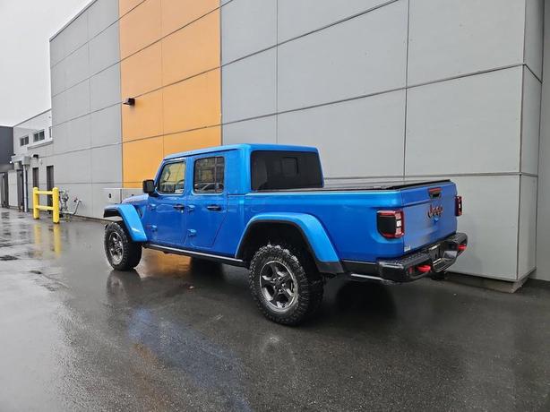 2020 Jeep Gladiator Rubicon 4x4 | No Reported Accidents! image 4