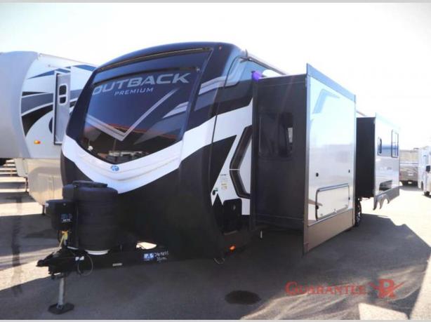 Used 2024 Keystone RV Outback 330RL image 3