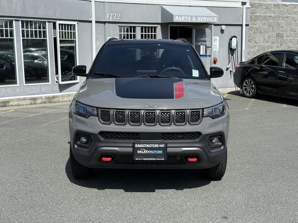2024 Jeep Compass Trailhawk 4WD - Front Dual Zone A/C & ABS Brakes image 3