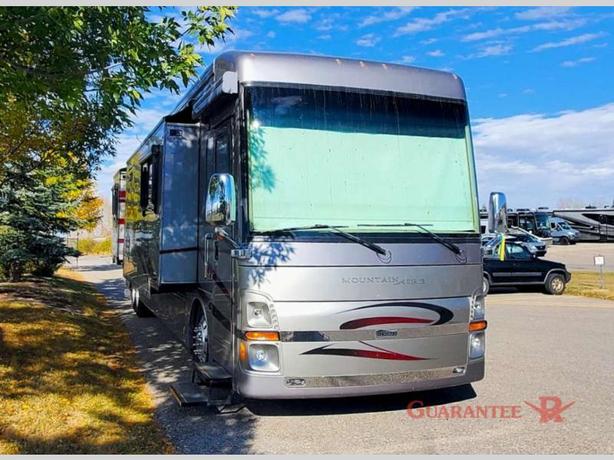 Used 2011 Newmar Mountainaire 4333 image 1