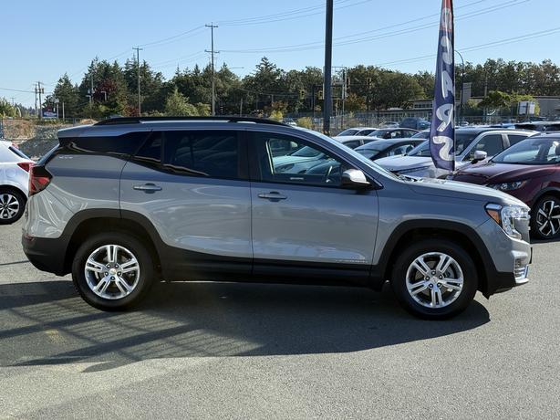 2024 GMC Terrain SLE AWD - Power Driver Seat & Overhead Console image 5