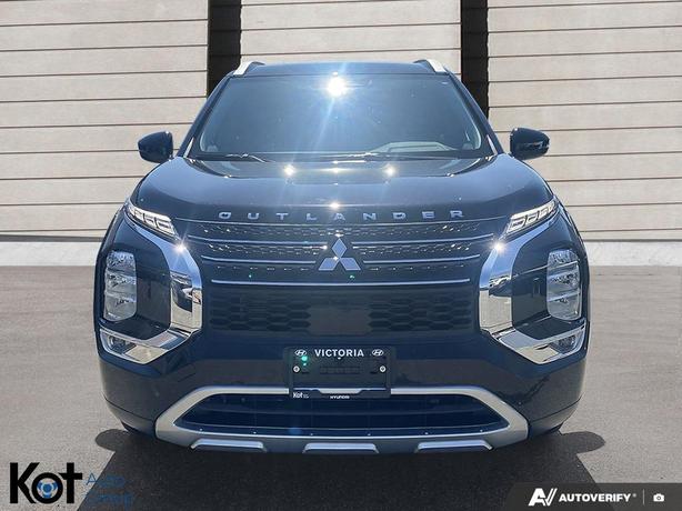 2024 Mitsubishi Outlander SE 7 PASSENGER! BLUETOOTH! WIRELESS CHARGING! HEATED S image 2