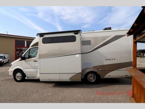 Used 2017 Triple E Unity 24FX image 6