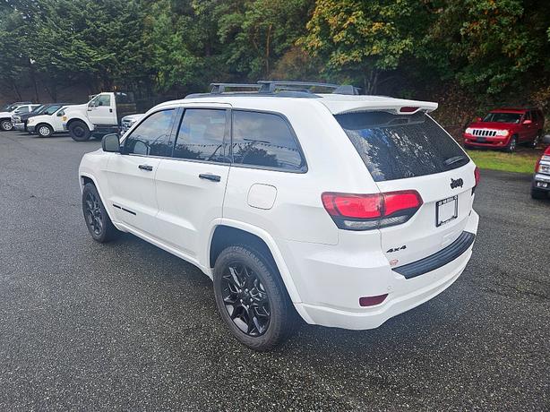 2020 Jeep  Grand Cherokee Limited image 5