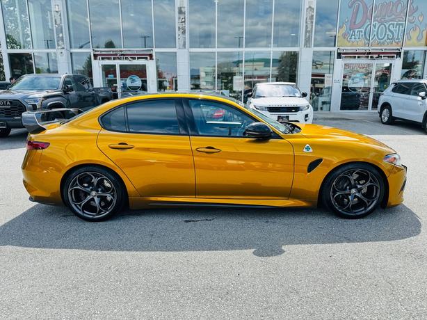 2022 Alfa Romeo Giulia Quadrifoglio - No Accidents, Navi, Parking Sensors image 5