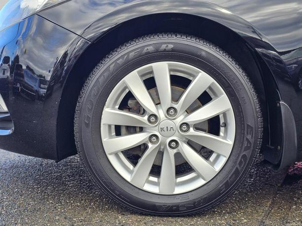 2014 Kia Forte 4dr Sdn Auto LX image 5