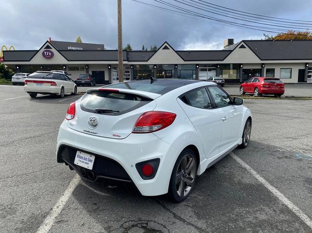 2013 Hyundai  Veloster Turbo w/Black Int image 5