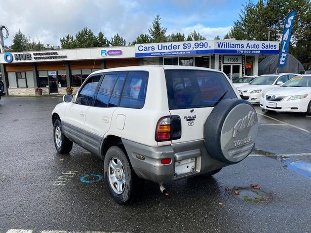 2000 Toyota  RAV4 image 7