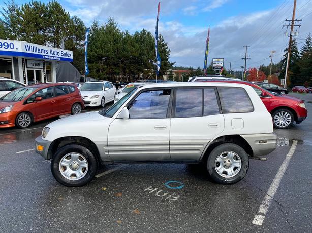 2000 Toyota  RAV4 image 8