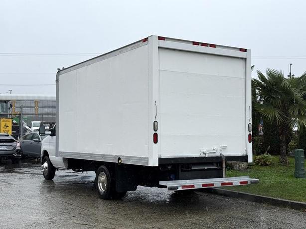 2013 Ford Econoline E450 16-Foot Cube Van – 5.4L RWD image 7