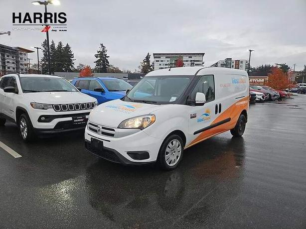 2018 RAM Promaster City SLT image 1