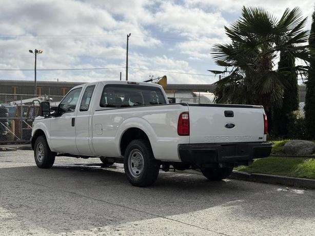 2011 Ford F-250 SD XL SuperCab 2WD Long Box Work Truck image 7