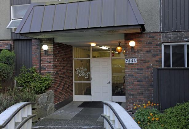 3 bdr apt available now image 1