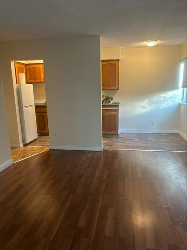 3 bdr apt available now image 6