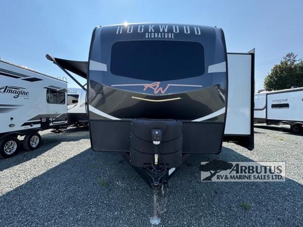 Used 2022 Forest River RV Rockwood Signature Ultra Lite 8263MBR image 2