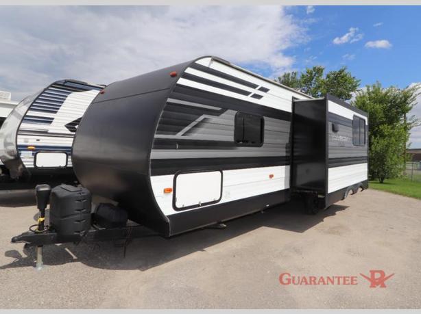 Used 2022 Grand Design Transcend Xplor 261BH image 3