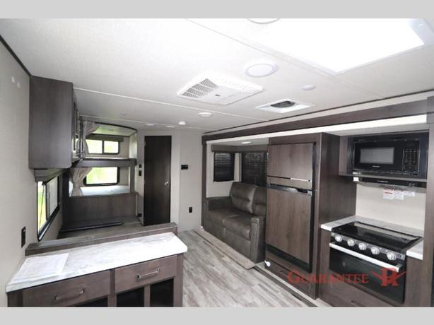 Used 2022 Grand Design Transcend Xplor 261BH image 8