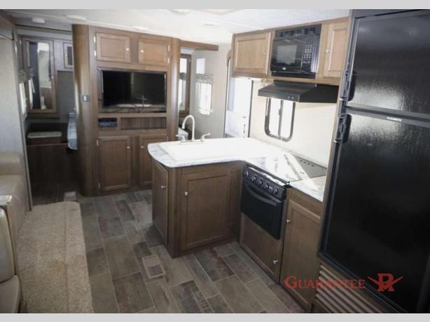 Used 2018 Keystone RV Bullet 272BHS image 8
