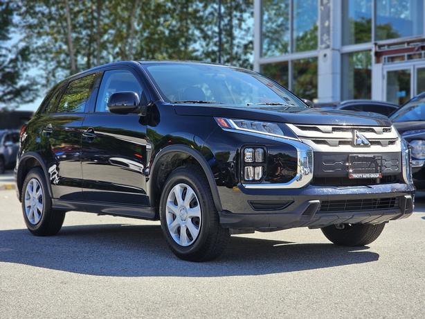 2024 Mitsubishi RVR ES AWC - Heated Seats, Apple Carplay/Android Auto image 3