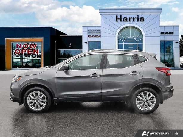 2021 Nissan Qashqai SV AWD | Remote Start | Heated Seats! image 3